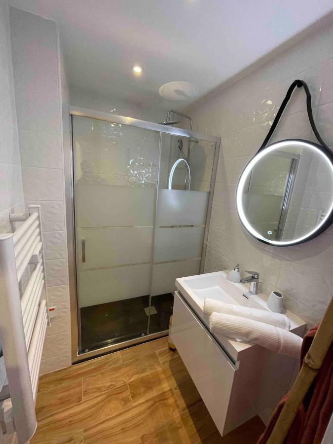 Le Jardin Niortais - Hyper Centre- Proche Gare - Paisible - Grand Jardin Prive, Wifi Hd -netflix * Niort
